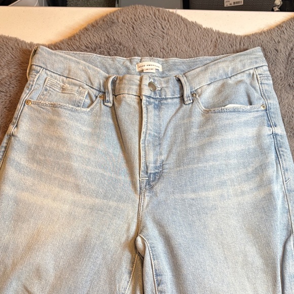 Good American Light Blue Skinny Jeans with Rips - Picture 2 of 7